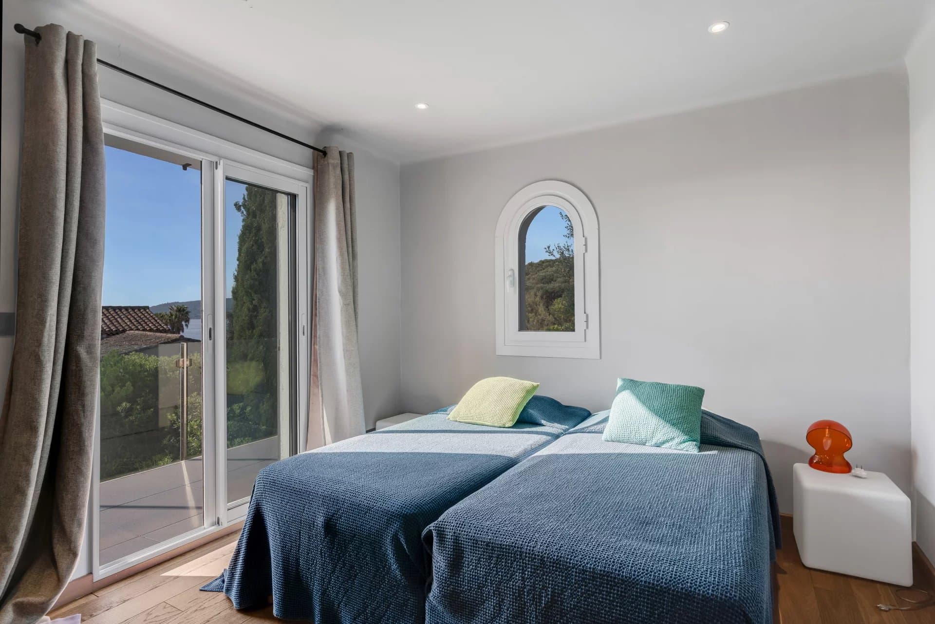 Grimaud – Élégante propriété avec terrain constructible à proximité de la mer — photo 6