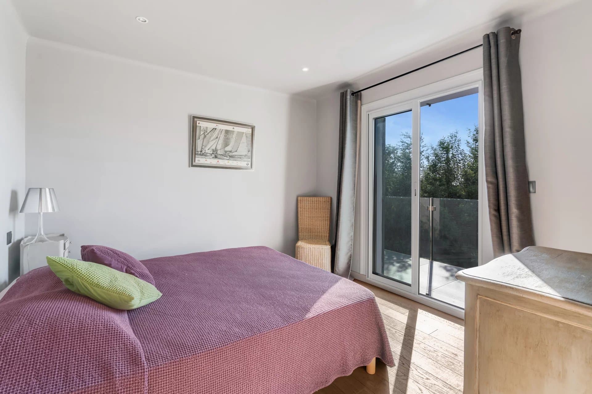 Grimaud – Élégante propriété avec terrain constructible à proximité de la mer — photo 8