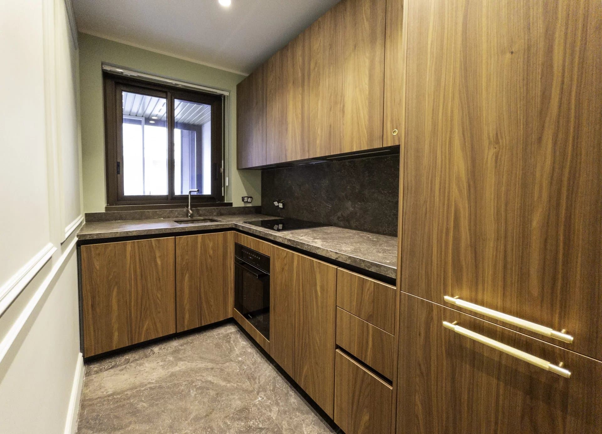 STUNNING NEW HOME IN LE MONTAIGNE — photo 12