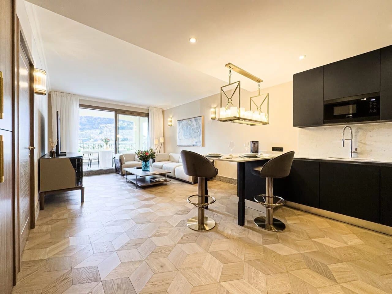 MODERN LUXURY LIVING IN MONACO'S CARRÉ  D'OR — photo 3