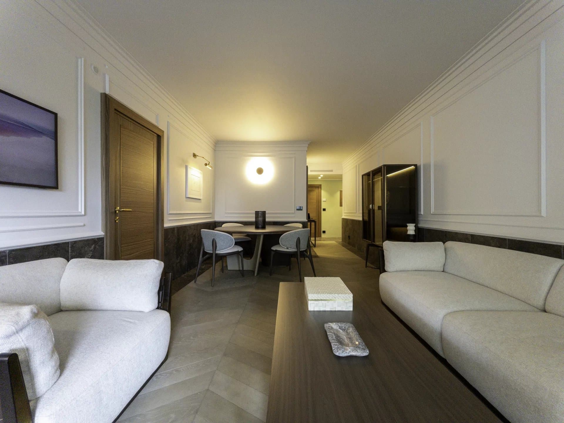 STUNNING NEW HOME IN LE MONTAIGNE — photo 6