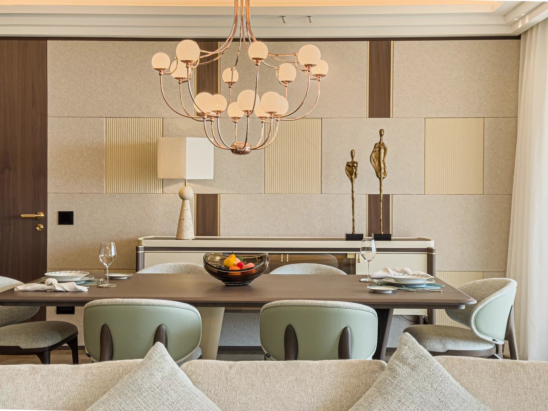 MAGNIFICENT 3 BEDROOM APARTMENT OVERLOOKING LARVOTTO — photo 4