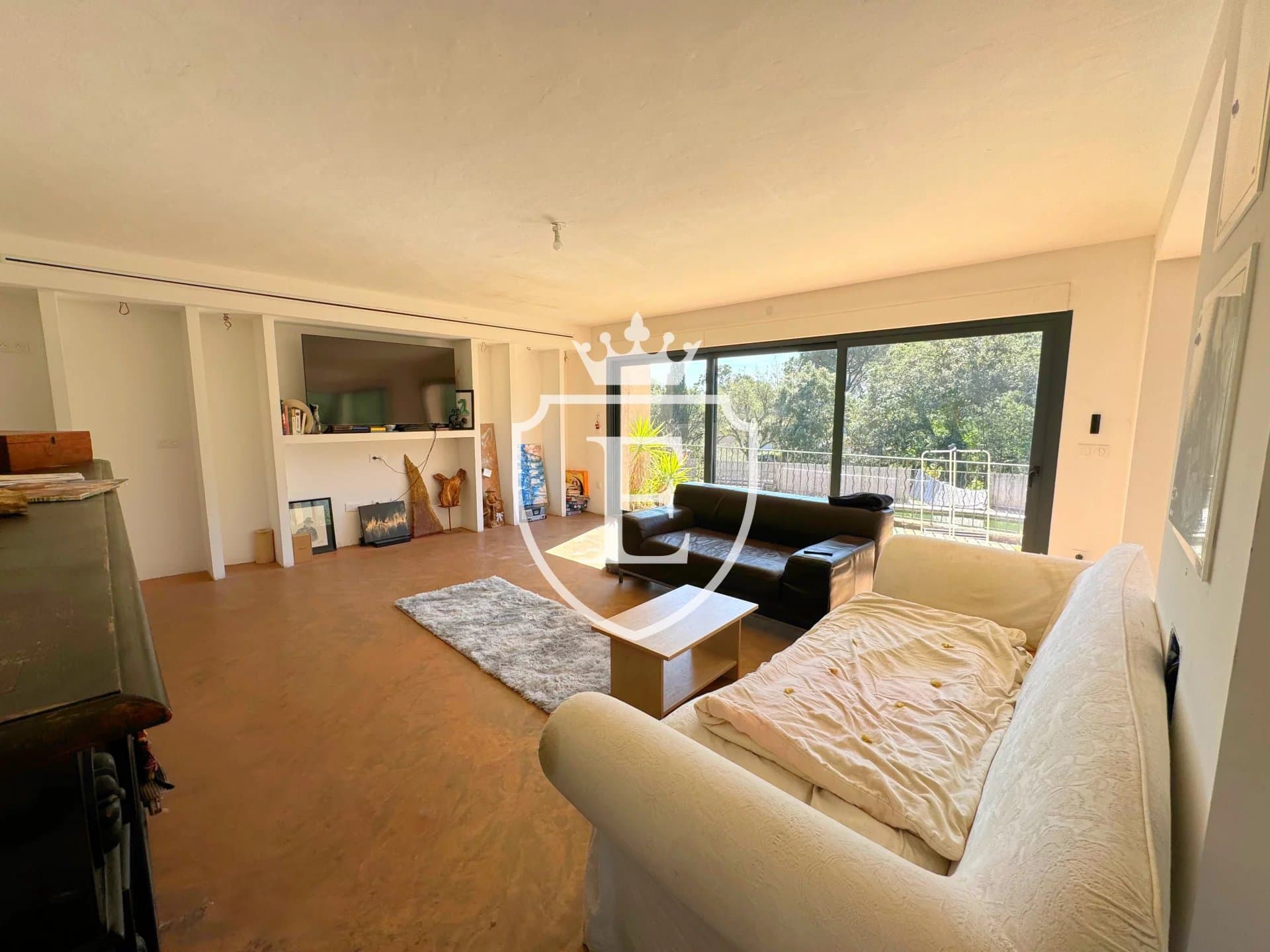 Maison à rénover proche de la plage avec aperçu mer. — photo 4