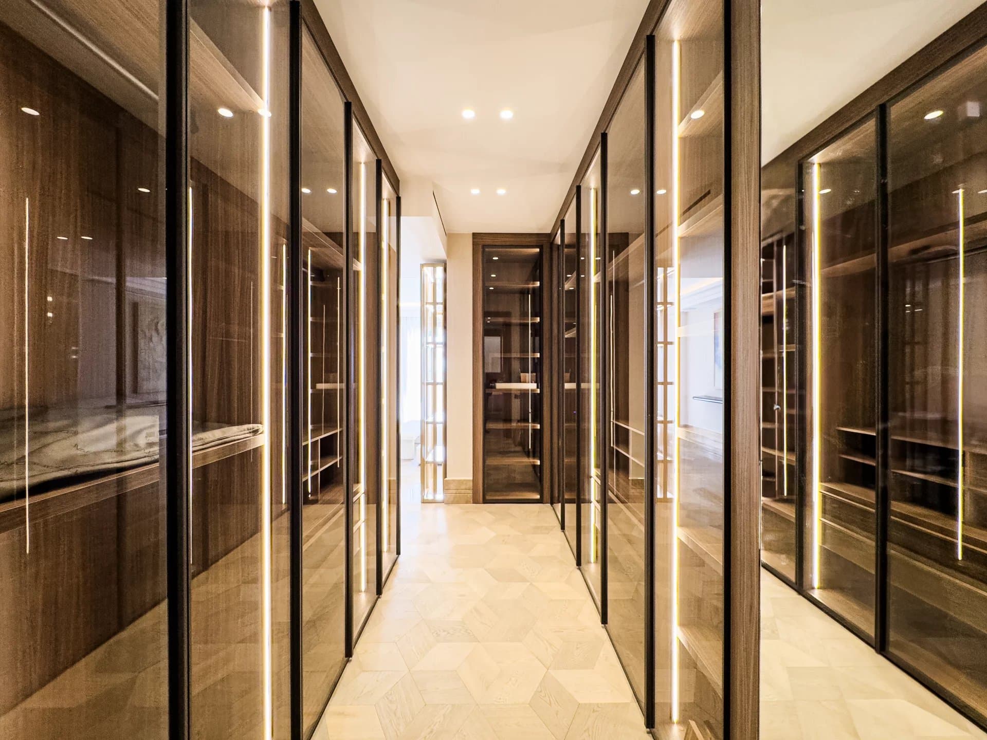 MAGNIFICENT 3 BEDROOM APARTMENT OVERLOOKING LARVOTTO — photo 16