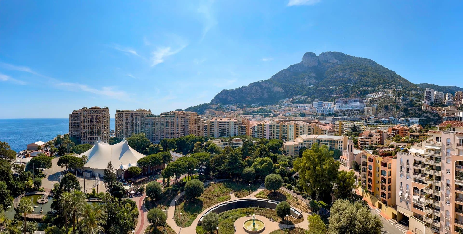 RENOVATED HIGH FLOOR APARTMENT IN FONTVIEILLE — photo 2