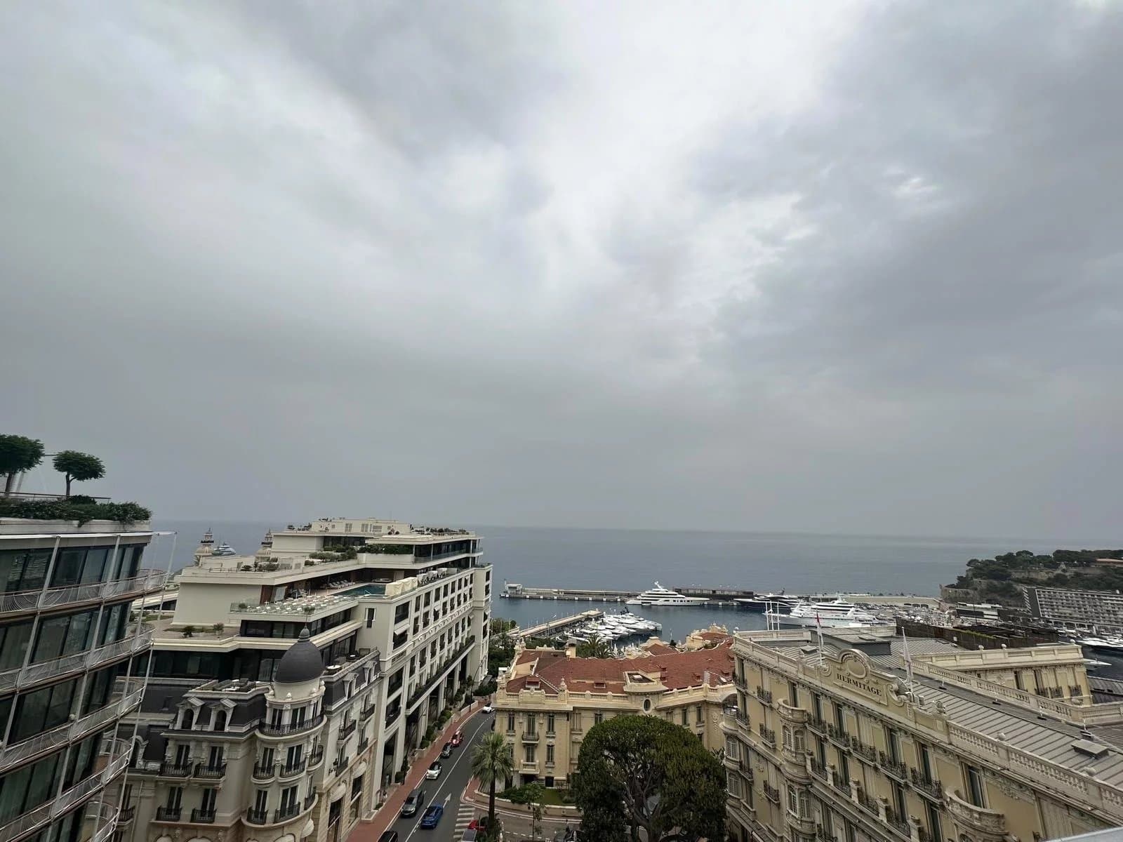 JARDIN EXOTIQUE PENTHOUSE WITH ROOFTOP — photo 2