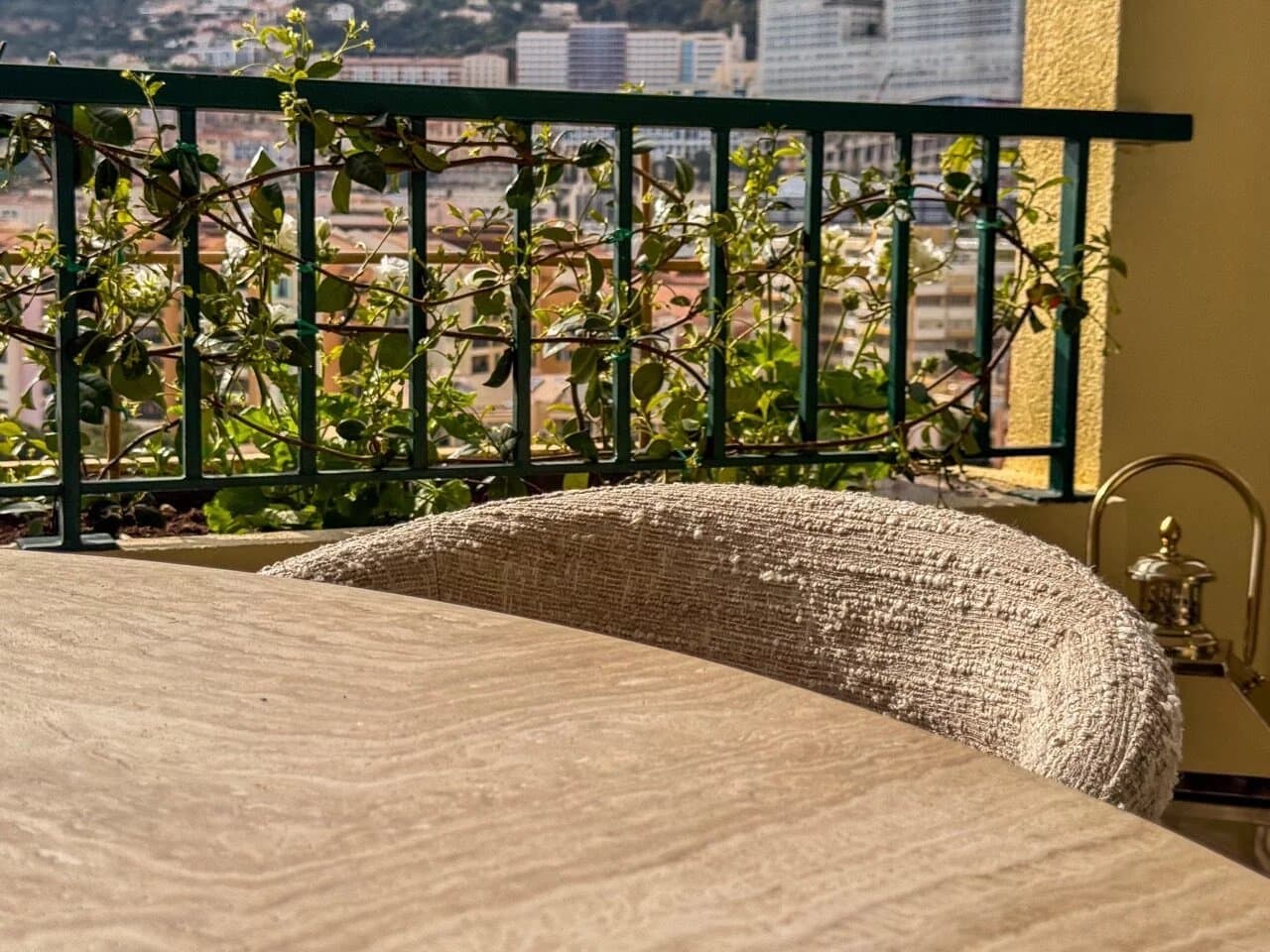 RENOVATED HIGH FLOOR APARTMENT IN FONTVIEILLE — photo 8