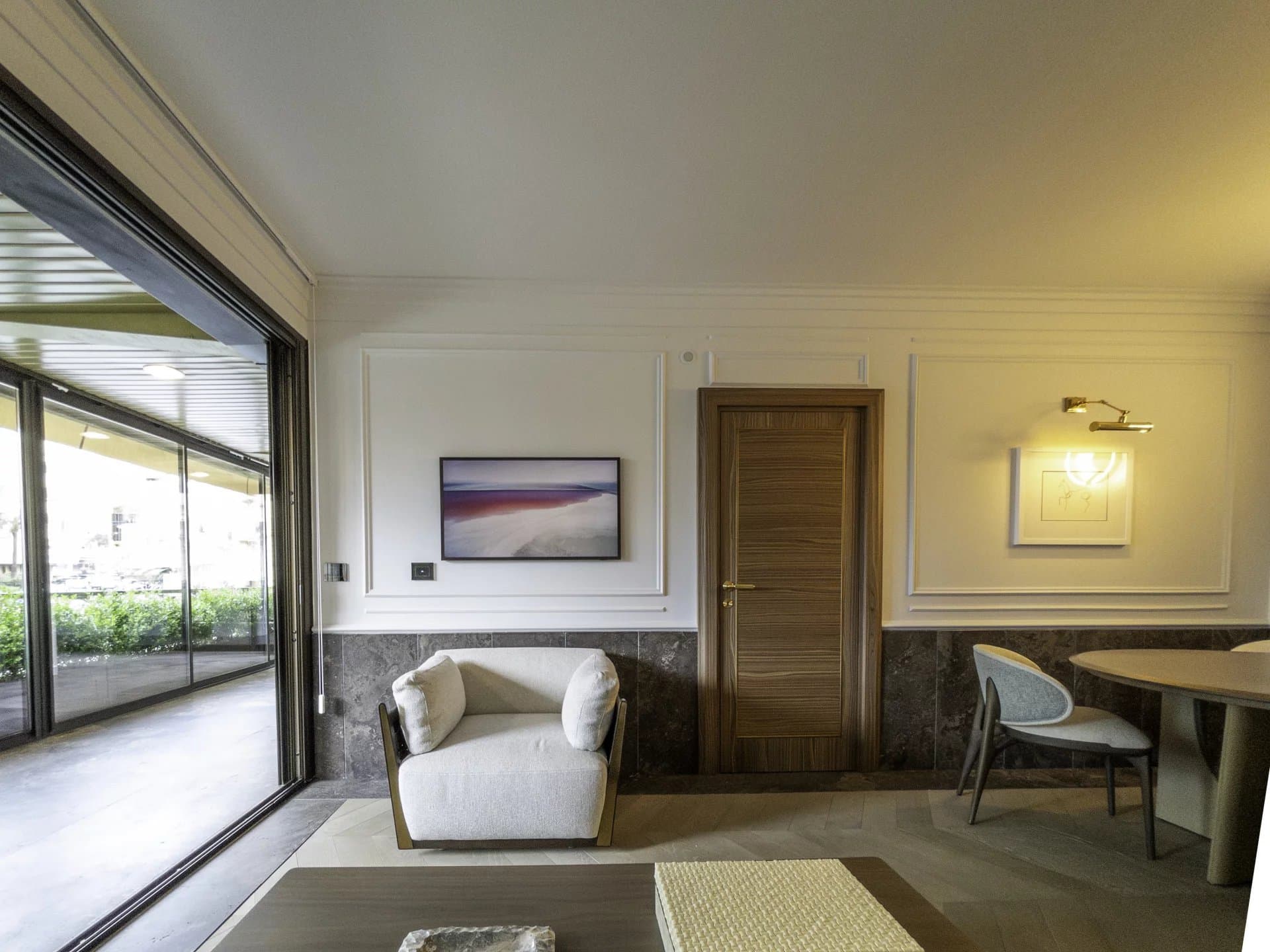 STUNNING NEW HOME IN LE MONTAIGNE — photo 13