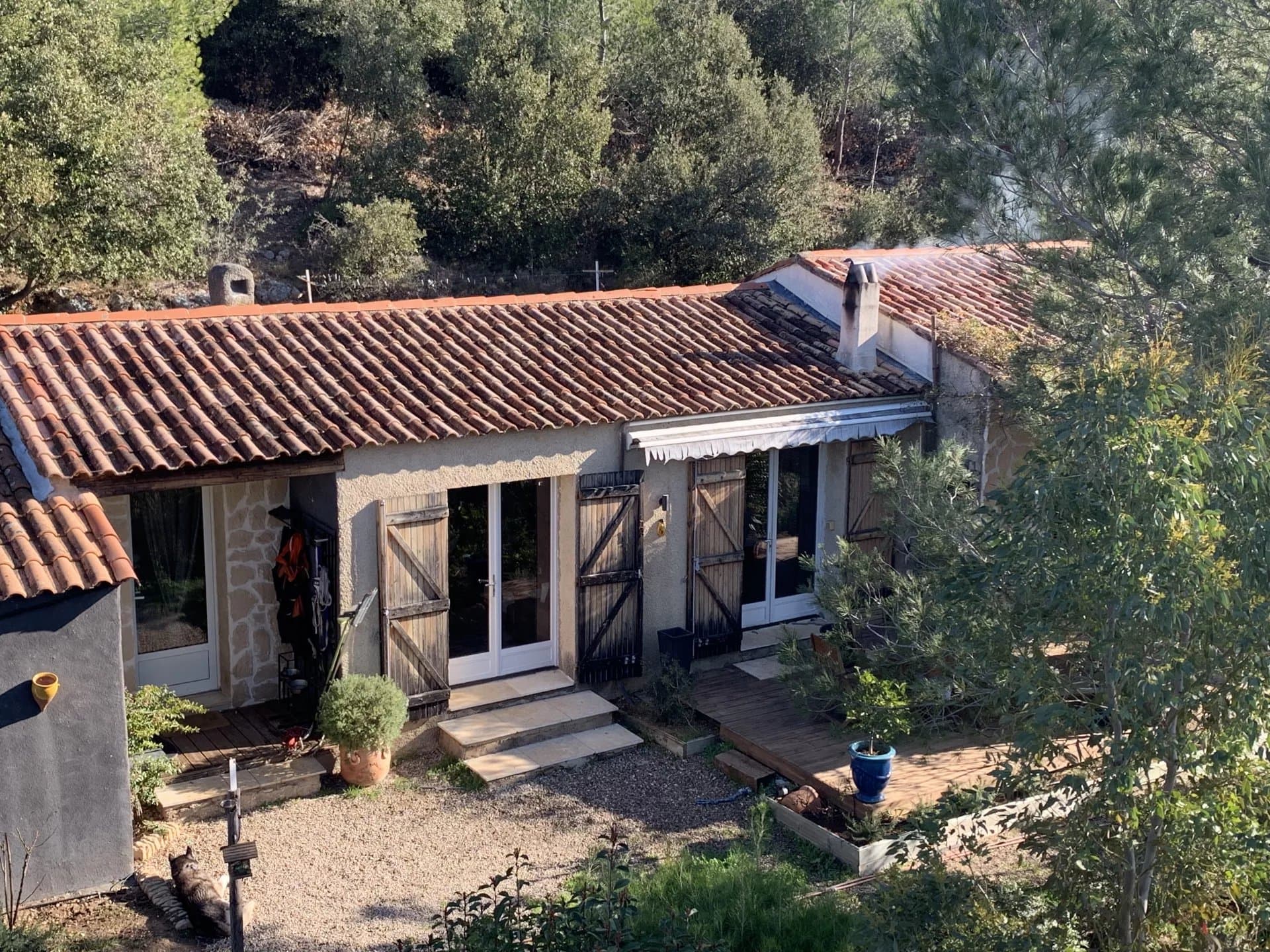 Vidauban: Maison avec potentiel et une vue panoramique — photo 2